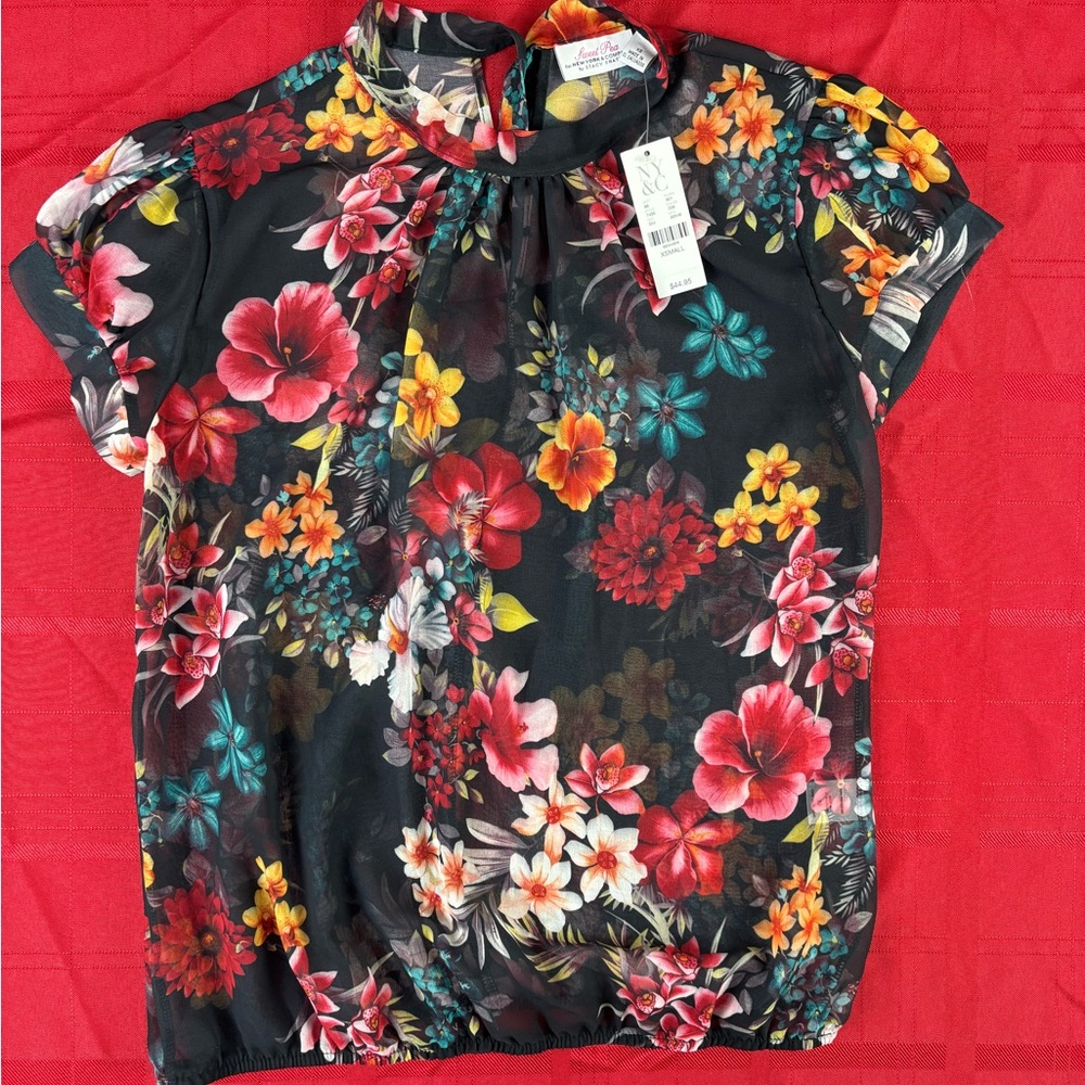 Sweet Pea by Stacy Frati Red and Black Ruffled Blouse with Mandarin Collar